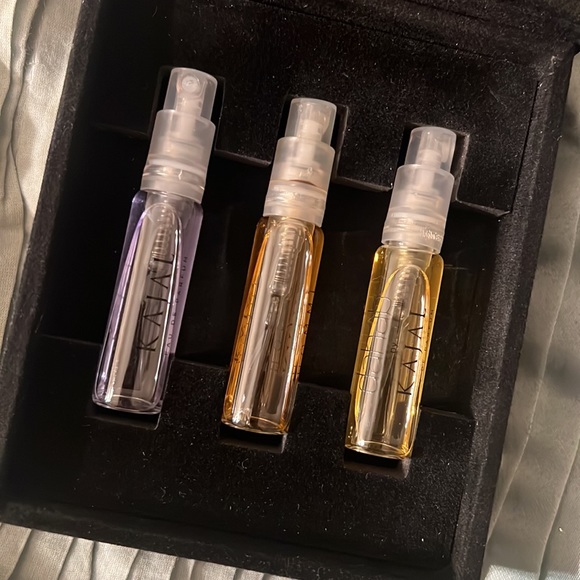 Kajal niche set - Picture 2 of 2